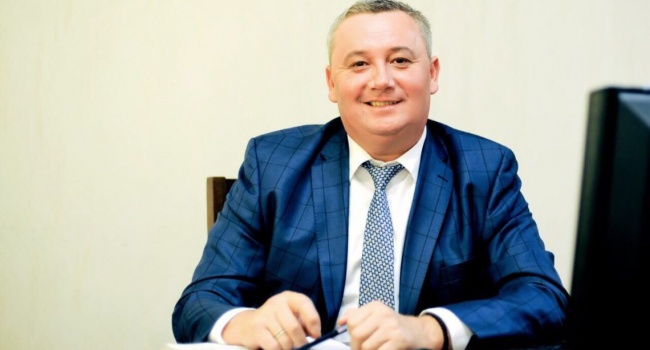 Скромный депутат из Закарпатья приобрел авто за 2,5 миллиона гривен