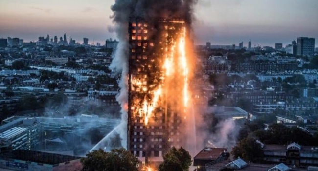 Полиция Лондона назвала официальную причину пожара в Grenfell Tower 