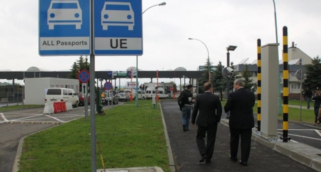 Польские власти закроют пешеходный пункт пропуска на границе с Украиной