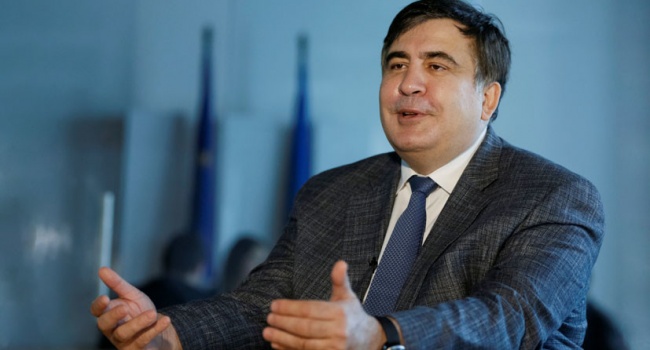 Саакашвили уверен, что Порошенко не лишит его гражданства, поэтому продолжает корчить из себя клоуна
