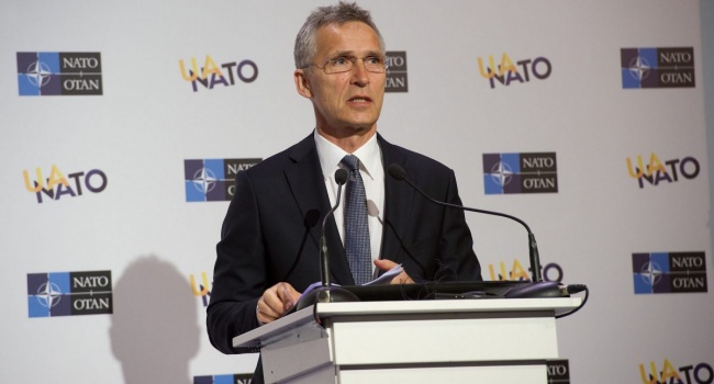 В Кремлі прокоментували заклик НАТО вивести російські війська з України 