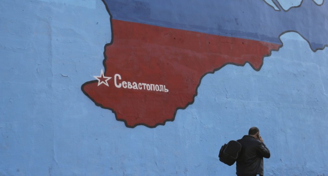 Самопроголошена влада Криму проводить «дику» русифікацію на півострові – активіст Самопроголошена влада Криму проводить «дику» русифікацію на півострові – активіст