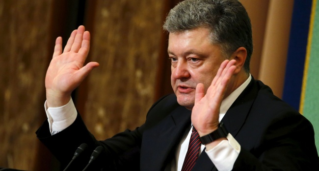 Порошенко розповів, як Україна відповість за ескалацію бойових дій на Донбасі