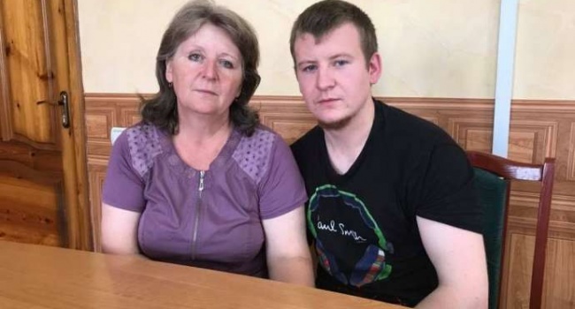 Агєєва їхала в Україну, очікуючи на шквал агресії, але тут її зустріли спокійно попри злочини сина – журналіст