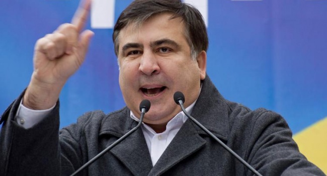 Саакашвили: президент Украины наплевал на Конституцию!