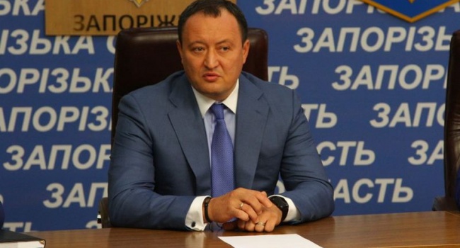 Керівник Запорізької ОДА заявив, що владу у області намагаються захопити