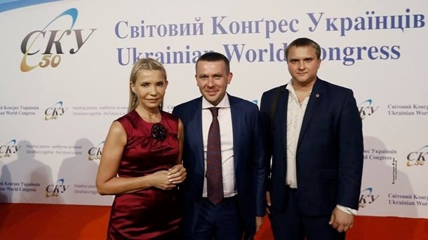 Тимошенко снова удивила сменой имиджа