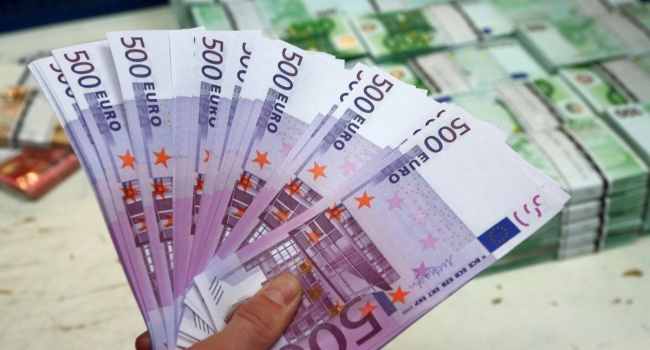 Экономист рассказал, что будет с курсом евро в Украине 