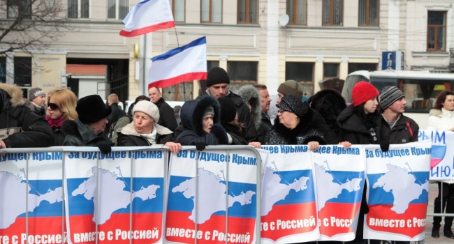 Журналіст назвав справжню кількість кримчан, які були прихильниками анексії Криму 