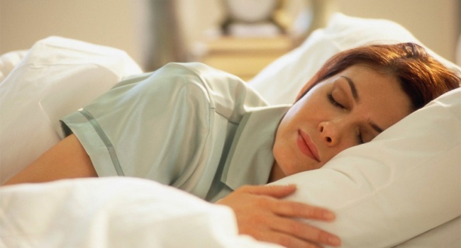 Ученые рассказали, почему женщины должны спать более продолжительное время, чем мужчины