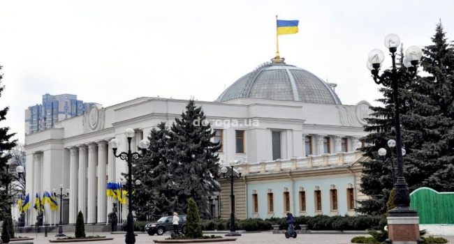 Эксперт: на следующих выборах в Украине могут победить популисты