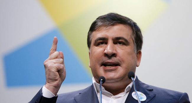 В Грузии посоветовали Саакашвили остаться бомжом