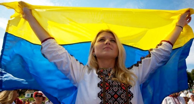 Социологи сообщили, сколько в Украине проживает патриотов