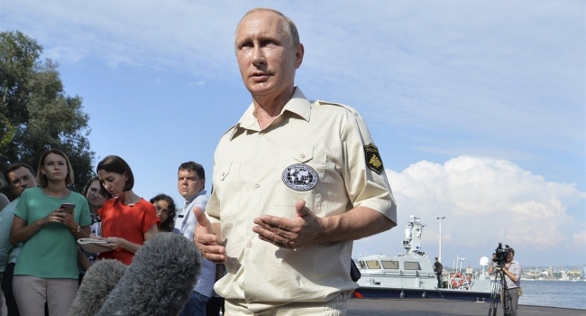 Российский политик: если США предоставят оружие Украине, Путин может развязать новую войну