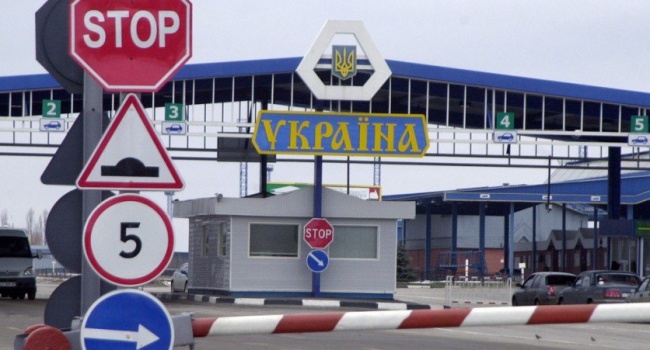 Російські ЗМІ розповіли про нові правила в’їзду росіян до України 