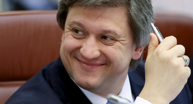 Совсем неожиданно министр финансов Украины стал самым популярным политиком