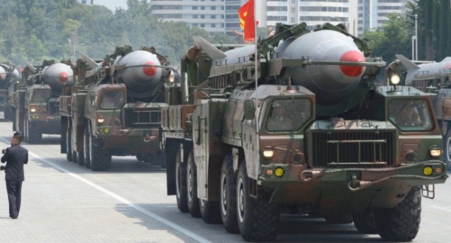 В США показали процес знищення ракет КНДР 