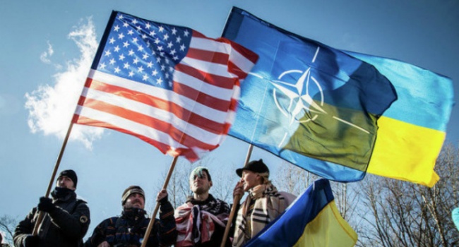 Политолог назвал две причины, почему референдум о вступлении Украины в НАТО нужно проводить как можно быстрее