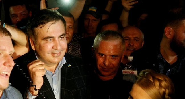Волонтер: Саакашвили попал в яблочко своими высказываниями – народ требует реформ