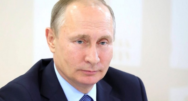 В России собираются ограничить права президента Путина