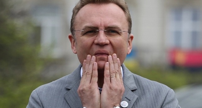 Мэр Львова похвалил Путина: «Он является примером»