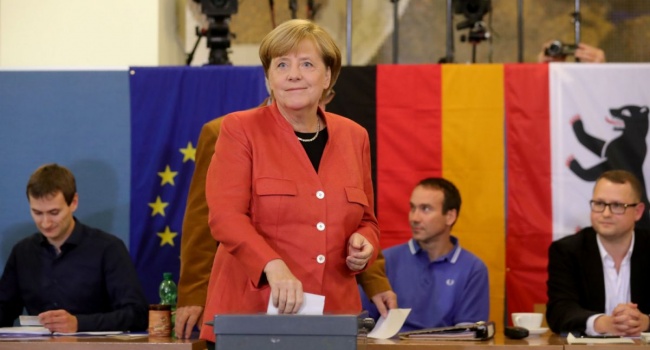 Меркель заявила о готовности формировать новое правительство 