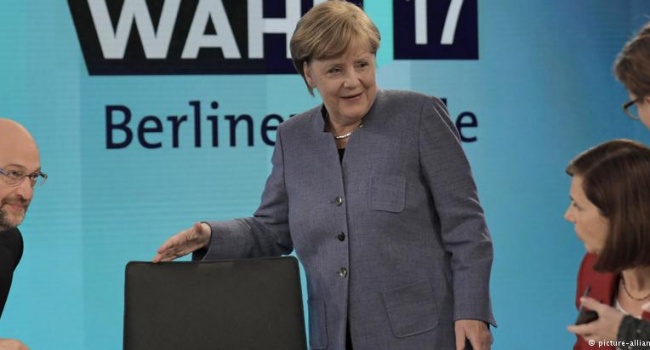 Дипломат: позиция Меркель по отношению к Путину не изменится. Там уже все слишком далеко зашло