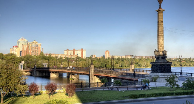 5 тысяч долларов – и квартира в Луганске ваша: стало известно о ценах на жилье в городах Донбасса