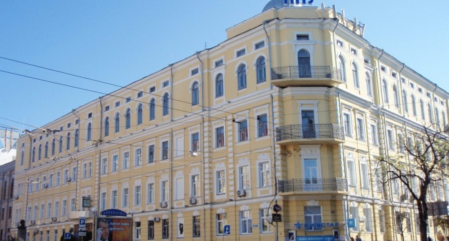 Вместо пар студентов в Киеве отправили на «торжественный молебен» Вместо пар студентов в Киеве отправили на «торжественный молебен»