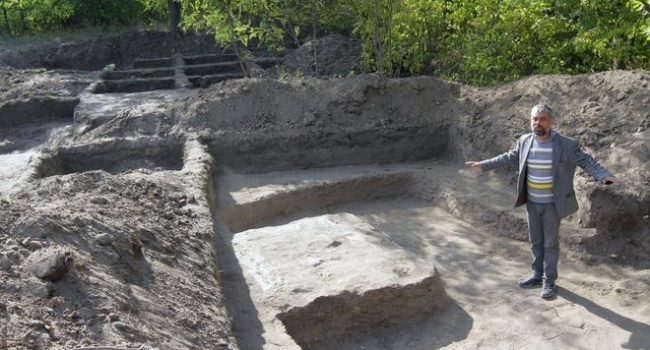 Возле Днепра археологи обнаружили уникальное древнее жилище
