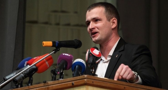 Левченко осудил закон, за который голосовала его родная «Свобода»