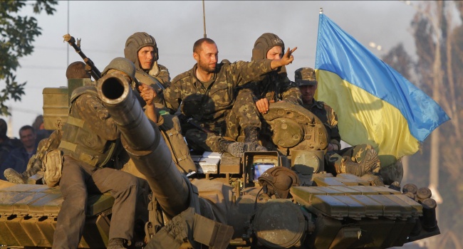 Эксперт: в украинской армии должно быть по одному генералу на управление родом войск, а не полторы сотни как сейчас