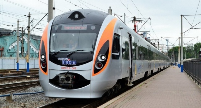 В Польшу будет курсировать еще один поезд по новому маршруту