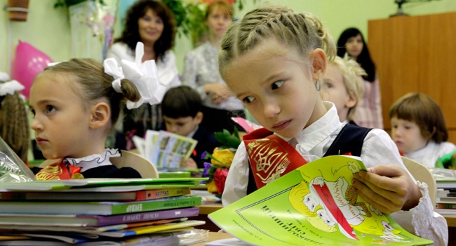 Школьников из Волыни отправили на каникулы раньше срока из-за нехватки средств в бюджете