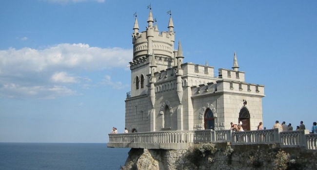 Кримський Бандерівець: вже навіть переконані «ватники» за роки окупації отримали щеплення від зарази «руського миру» Кримський Бандерівець: вже навіть переконані «ватники» за роки окупації отримали щеплення від зарази «руського миру»