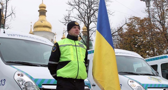 В Украину поступили первые 26 габаритно-весовых комплексов для стражи автодорог, - Омелян