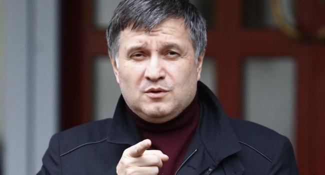 Аваков объяснил, зачем введено ограничение въездов в столицу Украины