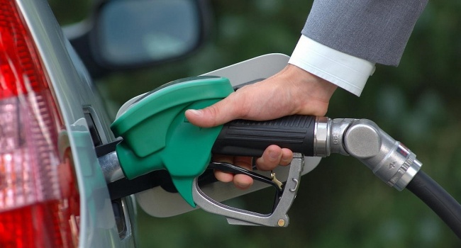 Эксперт предупредил о новом повышении цен на бензин
