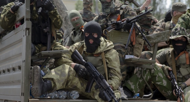Блогер: у «ЛНР» нет желания получить от украинской армии по зубам, вот и устроили взбучу внутри «русского мира»