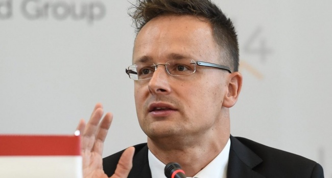 Сийярто: «Пока Украина не отменит закон, Венгрия не будет поддерживать ее евроатлантические усилия»