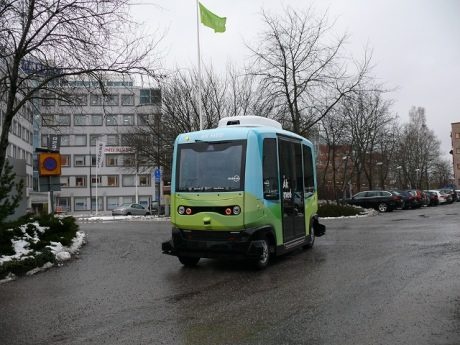 Беспилотные пассажирские автобусы запустили в Швеции Беспилотные пассажирские автобусы запустили в Швеции