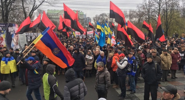 Саакашвили анонсировал сбор миллиона украинцев на Майдане