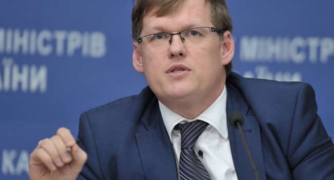 Розенко рассказал, за счет чего в 2018 году в Украине повысят зарплату