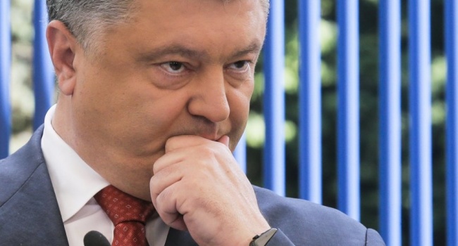 Фемида вызывает Порошенко в суд на допрос по делу Януковича