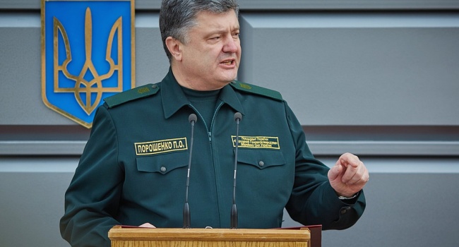 Порошенко анонсировал передачу армии Украины нового сверхмощного вооружения