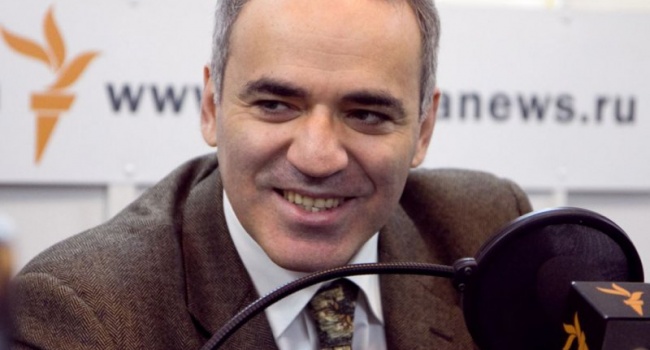 Каспаров: «Украинский сценарий развернулся не по плану Путина»