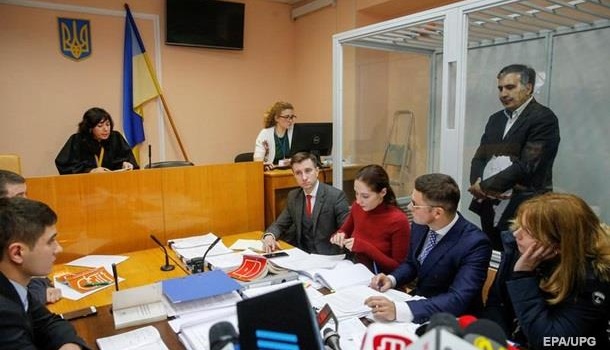 На судью, отпустившую Саакашвили, подали две жалобы