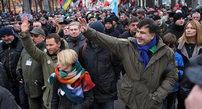 В Интернете появилось видео призыва Саакашвили к своим сторонникам штурмовать Октябрьский дворец