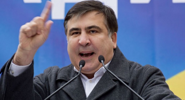 Саакашвили провел параллели между Порошенко и пивом и рассказал о письме