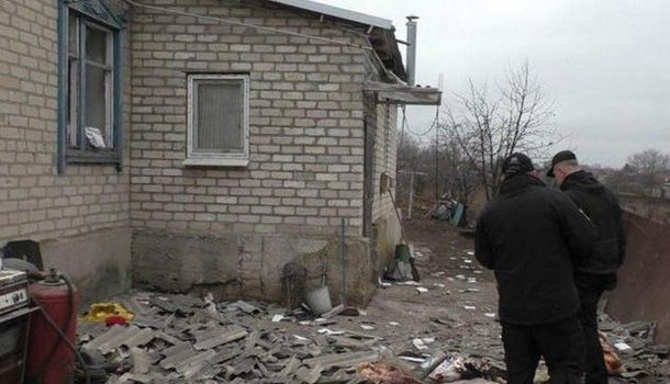 ГПУ: жителей Новолуганского обстреляли снарядами из России